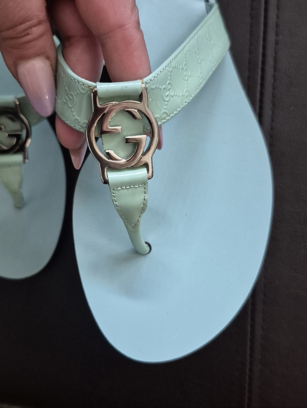 Gucci Guccissima Web Thong Sandals - Picture 4 of 16